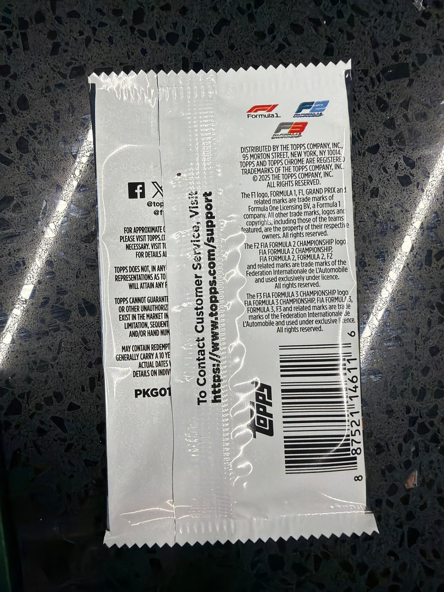 2025 Topps Chrome F1 Formula 1 Blaster Pack (4 Cards)