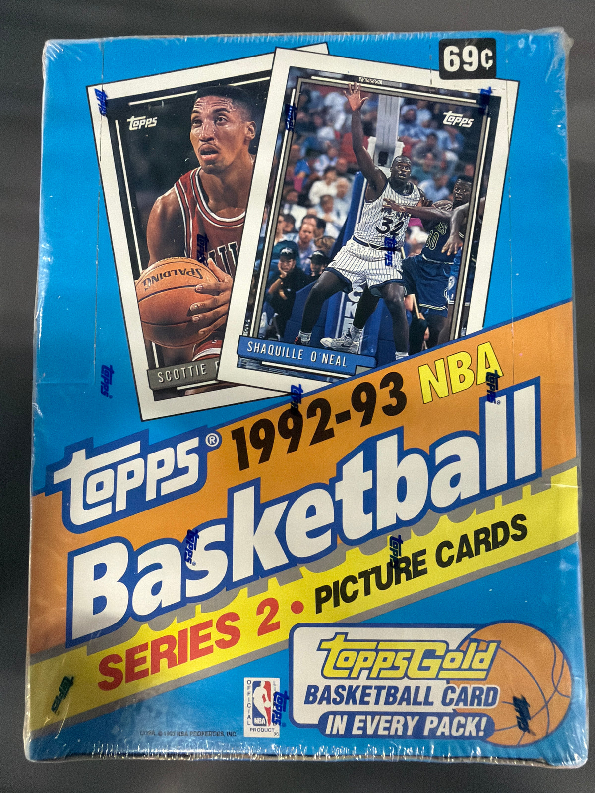 Front of sealed 1992-93 Topps Series 2 Basketball 36-pack hobby box