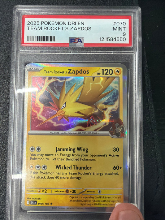 2025 POKEMON DRI EN TEAM ROCKET ZAPADOS #070 PSA MINT 9